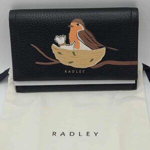 Radley London Robin Medium Flapover Wallet NW1 NEW!  LEATHER